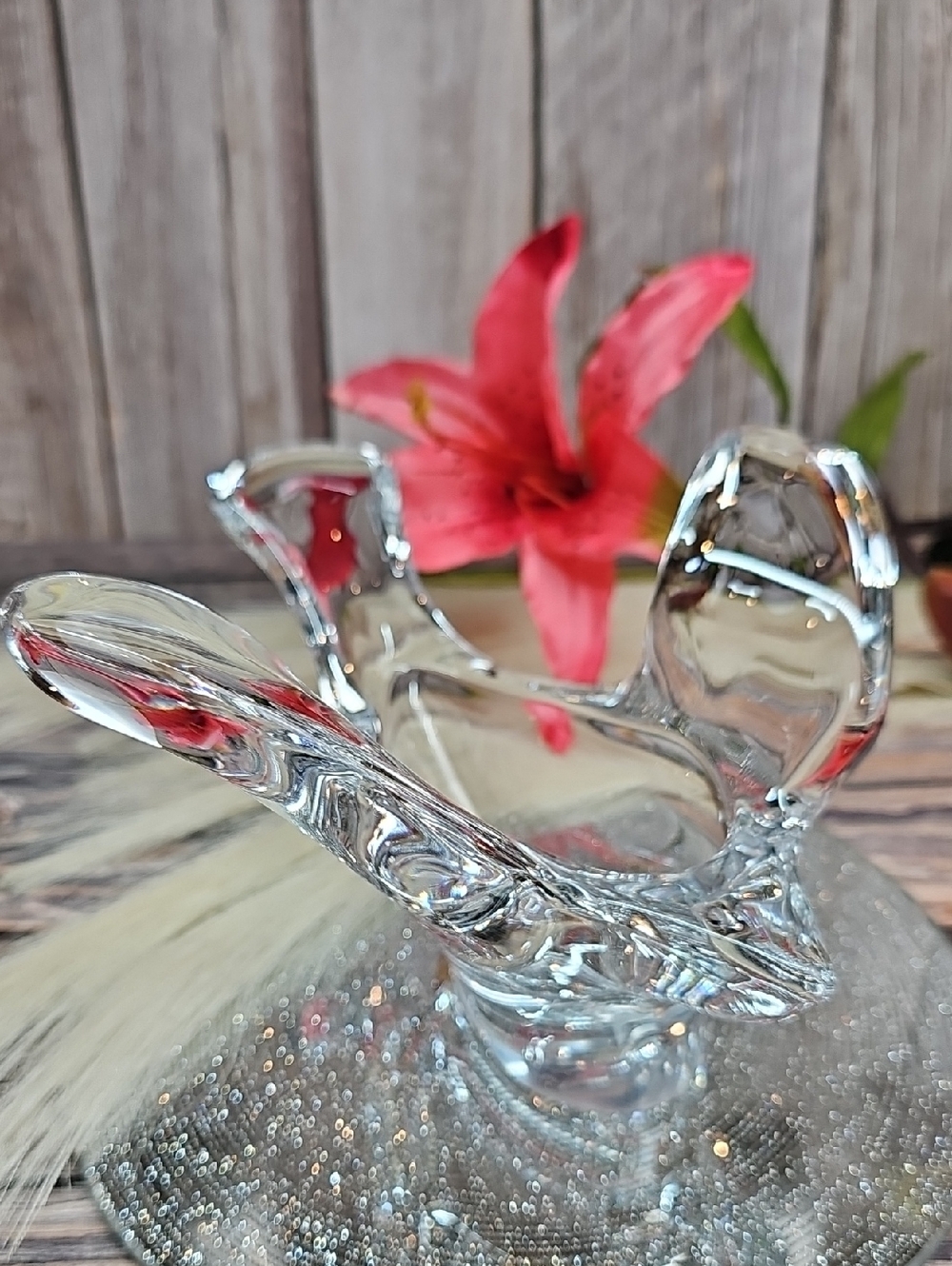 VINTAGE PRINCESS HOUSE LEAD CRYSTAL FLYING BIRD